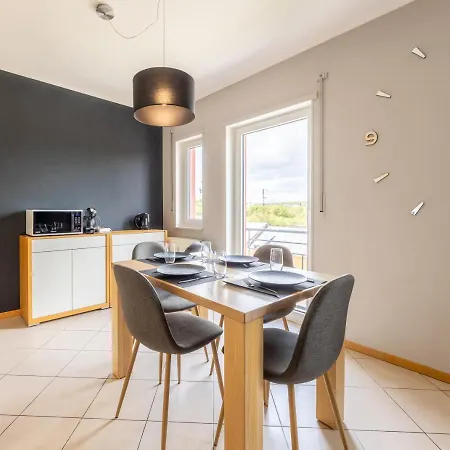 Bright Modern 1 Bedroom With Private Parking Appartement